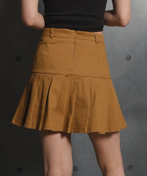 VIVID LADY(ビビッドレディー)の「コルセットプリーツミニスカート/Corset Pleated Mini Skirt(スカート・レディース・ブラック/クリーム/キャメル・SMALL/MEDIUM)」の6枚目の写真