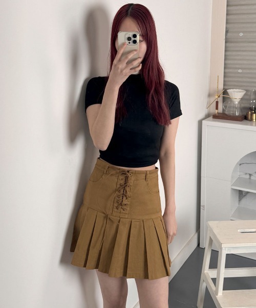 VIVID LADY(ビビッドレディー)の「コルセットプリーツミニスカート/Corset Pleated Mini Skirt(スカート・レディース・ブラック/クリーム/キャメル・SMALL/MEDIUM)」の8枚目の写真