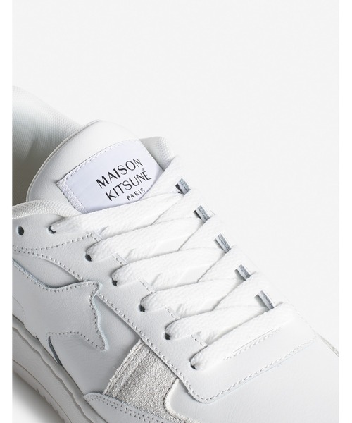 Maison Kitsune(メゾンキツネ)の「CHIRU TRAINERS(スニーカー・メンズ・ライトグレー/ベージュ/ホワイト・41/42/43/44/45/39/38/37/36)」の22枚目の写真