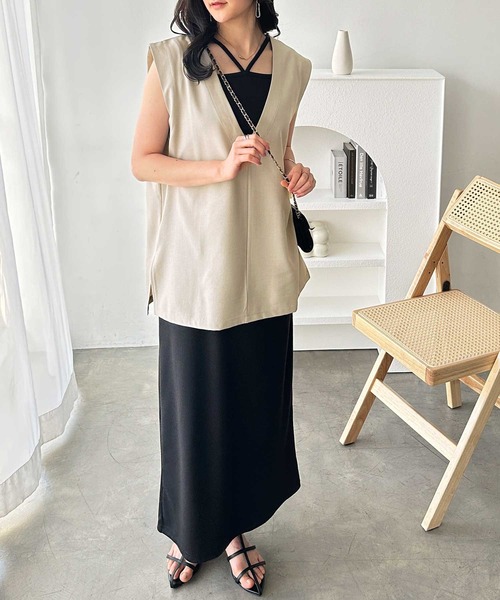 GeeRA(ジーラ)の「【セットアップ】単品でも使えて着回し◎リネンライクベスト×ホルターネックリブワンピース(ワンピース・レディース・ベージュ/グレー・LARGE/MEDIUM)」の19枚目の写真