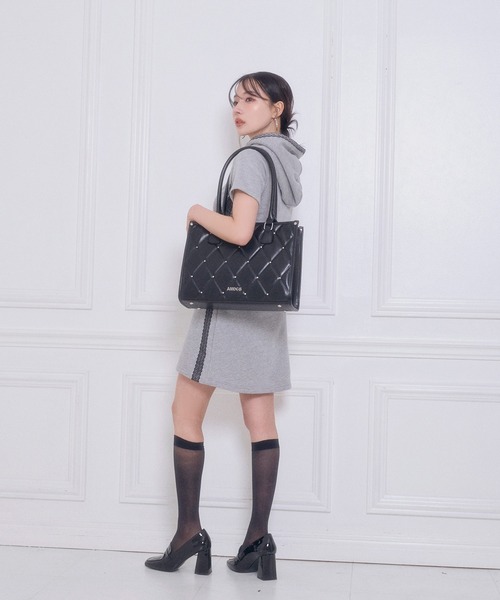 ひちゃえ様おまとめJuicy Couture 黒 キルティングトートバッグ ひちゃえ様おまとめJuicy Couture 黒 キルティングトートバッグ