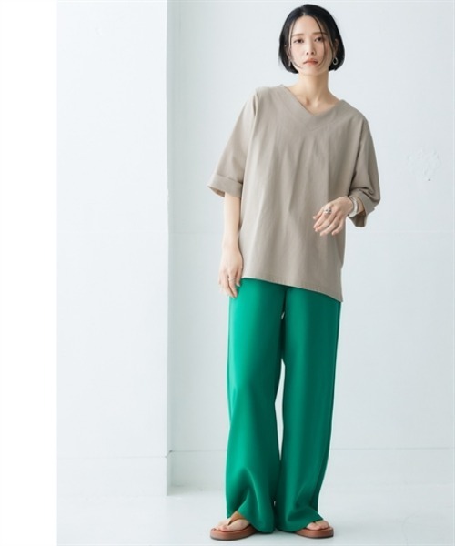 nissen(ニッセン)の「綿100%バスク折り返し袖Ⅴネックトップス(UVカット)<大きいサイズ有>(Tシャツ/カットソー・レディース・オフホワイト/ブラック/ベージュ/グリーン/ダークグレー/ピンク/ブルー・L~LL/3L~4L/S~M)」の21枚目の写真