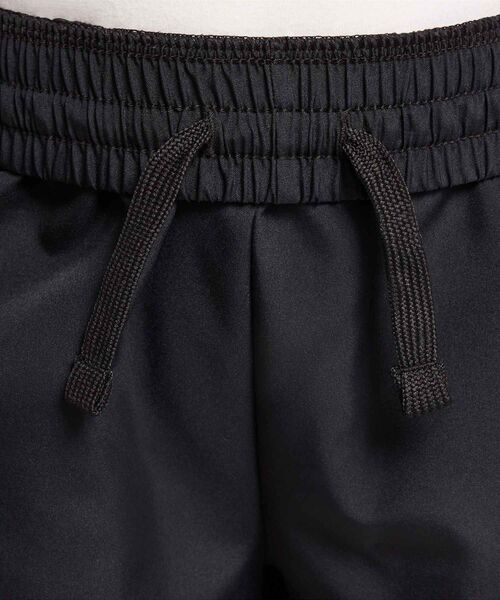 NIKE(ナイキ)の「ナイキ マルチ ジュニア (ボーイズ) Dri-FIT ウーブン ショートパンツ / Nike Multi Big Kids' (Boys') Dri-FIT Woven Shorts HJ3801-010 Black(その他パンツ・キッズ・ブラック・160/140/150/130)」の9枚目の写真