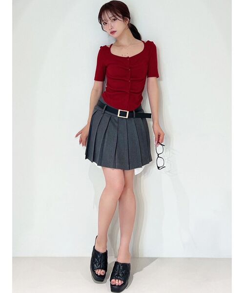 RESEXXY（リゼクシー）の「センタータックショートスリーブトップス（Tシャツ/カットソー・レディース・ホワイト/レッド/ライトグレー・FREE）」の9枚目の写真