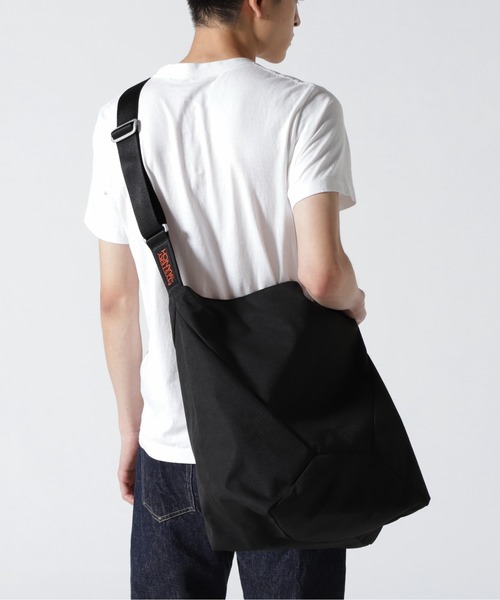 MYSTERY RANCH（ミステリーランチ）の「MYSTERY RANCH/ミステリーランチ/BINDLE 10/ビンドル 10/19761440（トートバッグ・メンズ・ブラック・F）」の2枚目の写真