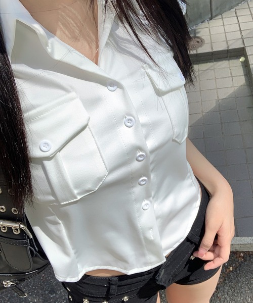 lilful(リルフル)の「スリムスタイルボタンフロントショート丈シャツ(ポロシャツ・レディース・ホワイト・S/M)」の16枚目の写真