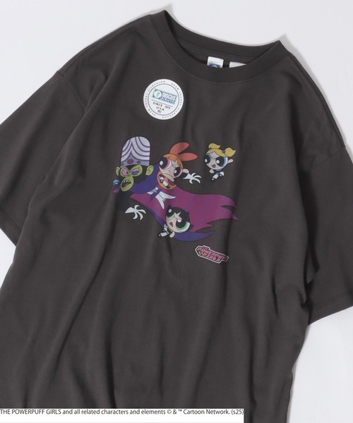 DISCUS ATHLETIC(ディスカス アスレチック)の「THE POWERPUFF GIRLS(パワーパフ ガールズ)キャラクタープリントTシャツ レディース メンズ ユニセックス(Tシャツ/カットソー・レディース・ホワイト/ブラック系その他/ブラック系その他2/ホワイト系その他・L/M)」の4枚目の写真