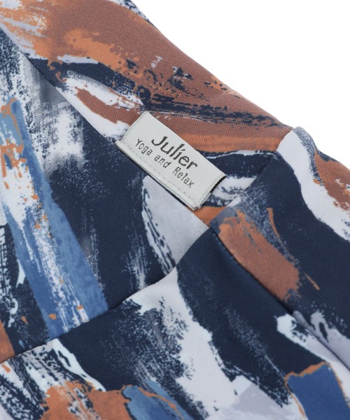 Julier Yoga and Relax(ジュリエヨガアンドリラックス)の「Julier Vertical brushプリントショートパンツ(その他パンツ・レディース・ブルー系その他/グレー×ホワイト/ホワイト×グレー・1/0)」の17枚目の写真