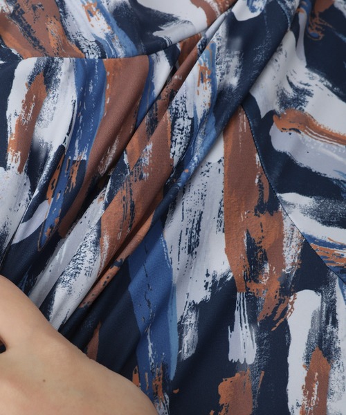 Julier Yoga and Relax(ジュリエヨガアンドリラックス)の「Julier Vertical brushプリントショートパンツ(その他パンツ・レディース・ブルー系その他/グレー×ホワイト/ホワイト×グレー・1/0)」の20枚目の写真