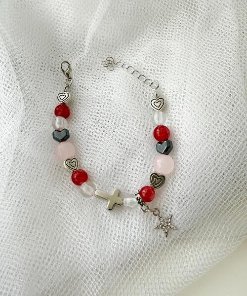 WEGO（ウィゴー）の「WEGO/ビーズチャームブレス（ブレスレット・レディース・ブラック/オフホワイト/ライトピンク・FREE）」の4枚目の写真