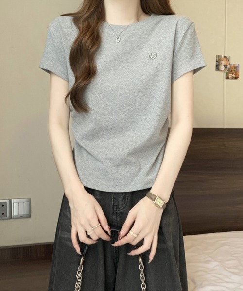 Lace Ladies(レースレディース)の「ハート刺繍 シャーリング クルーネック 半袖 Tシャツ(Tシャツ/カットソー・レディース・ホワイト/グレー/ブラック・M/XL)」の12枚目の写真