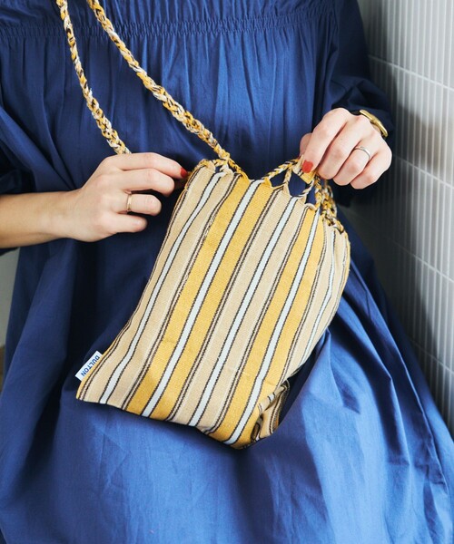 DULTON（ダルトン）の「DULTON/ダルトン HAMMOCK SACOCHE ハンモック ストライプサコッシュ（ショルダーバッグ・レディース・イエロー/ネイビー/グリーン/ブルー/レッド/ピンク・ONE SIZE）」の21枚目の写真