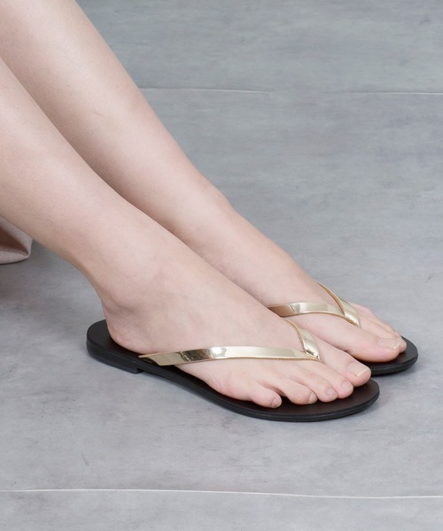 NICOLAS LAINAS（ニコラスライナス）の「【NICOLAS LAINAS】フラットトングサンダル（サンダル・レディース・ブラック/シルバー系/ブラック×ゴールド・36/37/38）」の8枚目の写真