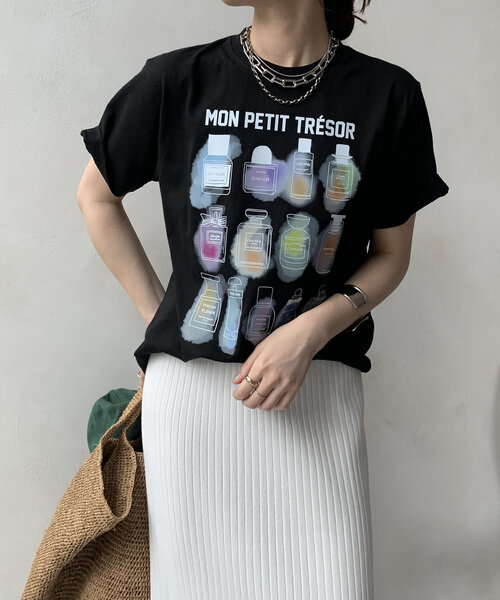 新品】DouDou 透け感 ロゴプリントTシャツ 完売品！