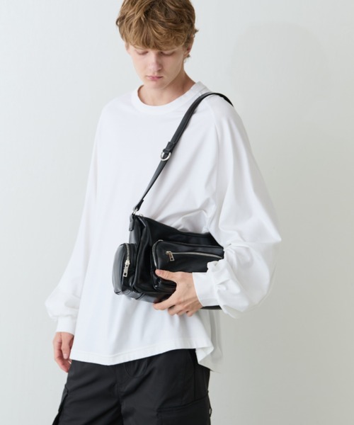 Lui's(ルイス)の「【Neucon/ニューコン】マルチポケットレザーショルダーバッグ(ショルダーバッグ・メンズ・グリーン/ブラック・FREE)」の13枚目の写真