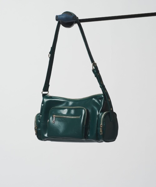 Neucon/ニューコン】マルチポケットレザーショルダーバッグ