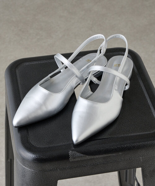 Jena espace merveilleux（ジェナ　エスパスメルヴェイユ）の「スリングバックパンプス（パンプス・レディース・ブラック/シルバー・LARGE/MEDIUM）」の7枚目の写真