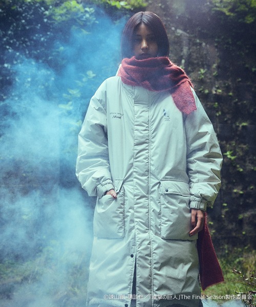 NANGA(ナンガ)の「進撃の巨人 × NANGA AURORA DOWN COAT(EREN)(ダウンジャケット/コート・メンズ・ブラック/アイボリー・S/M/L/XL)」の4枚目の写真