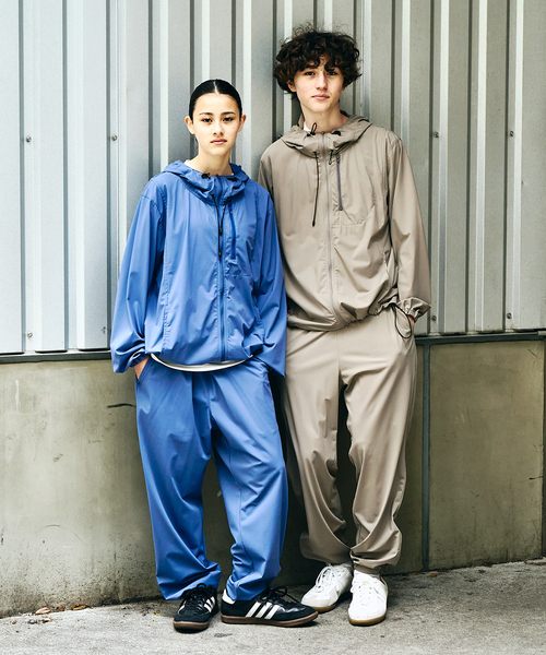 417 EDIFICE（フォーワンセブンエディフィス）の「《追加》"超冷感" UVCUT Freezetec パーカー（パーカー・メンズ・ベージュ/ブラック/チャコールグレー・SMALL/MEDIUM/LARGE）」の15枚目の写真