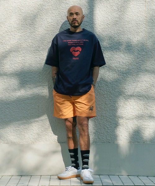 BACANCES ALL INCLUSIVE（バカンサスオールインクルーシブ）の「BC S/S T [NO PAIN]（Tシャツ/カットソー・メンズ・ホワイト/ネイビー・XL/L）」の5枚目の写真