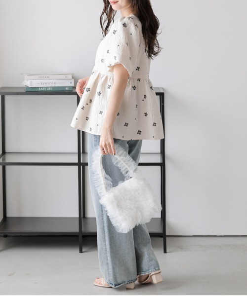 Eaphi フラワージャガードペプラム セール】フラワージャガードペプラムトップス（Tシャツ