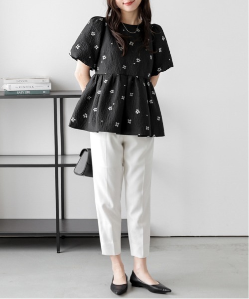 SUGAR BISKET(シュガービスケット)の「フラワージャガードペプラムトップス(Tシャツ/カットソー・レディース・ブラック/アイボリー・フリー)」の16枚目の写真