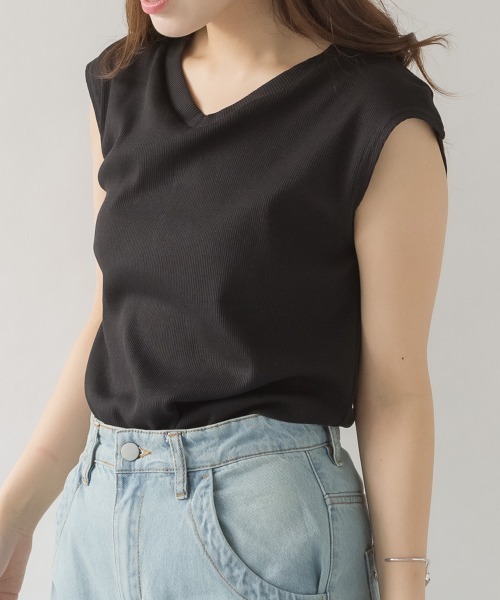 RCD(アールシーディー)の「Vネックリブノースリーブ(Tシャツ/カットソー・レディース・ブラック/ベージュ/杢グレー/カーキ/オフホワイト・4L~5L/LL~3L/M-L)」の17枚目の写真