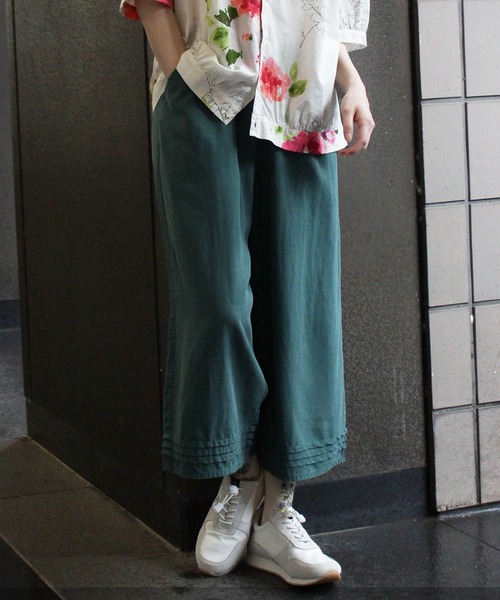 SUPER HAKKA（スーパーハッカ）の「セルロース麻製品染めタックストレートイージーパンツ（その他パンツ・レディース・ピンク/ブルー/グリーン/ネイビー・FREE）」の2枚目の写真