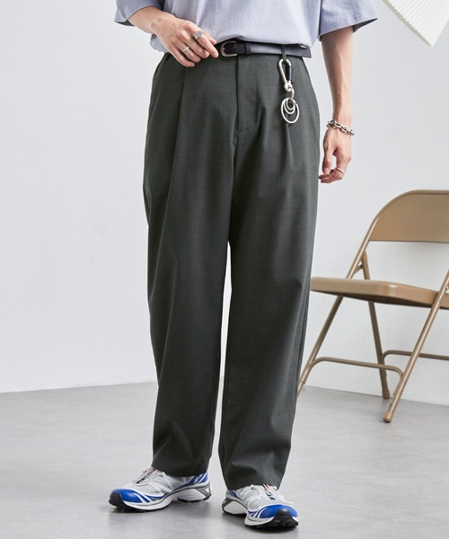 MONO-MART（モノマート）の「＜吸水速乾＞CALCULO使用 コンフォートドライタッチ タックワイドテーパードパンツ スラックス（その他パンツ・メンズ・チャコール/ライトグレー/グレイッシュベージュ/ブラック/ブラウン/ダークネイビー・S/L/M）」の21枚目の写真