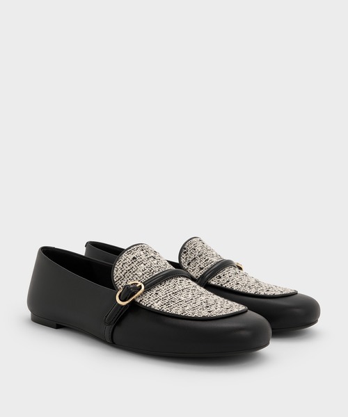 CHARLES & KEITH(チャールズ & キース)の「フェイクスエード バックルストラップローファー(ローファー・レディース・ブラック系その他2/マルチ・25.5cm/25cm/24.5cm/23.5cm/23cm/22.5cm)」の6枚目の写真