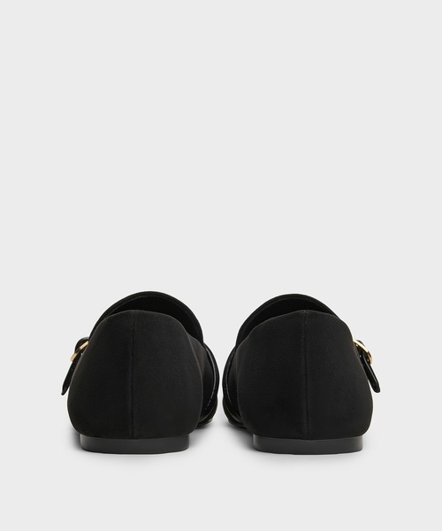 CHARLES & KEITH(チャールズ & キース)の「フェイクスエード バックルストラップローファー(ローファー・レディース・ブラック系その他2/マルチ・25.5cm/25cm/24.5cm/23.5cm/23cm/22.5cm)」の11枚目の写真