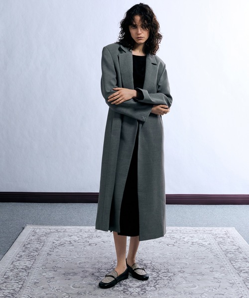 CHARLES & KEITH(チャールズ & キース)の「フェイクスエード バックルストラップローファー(ローファー・レディース・ブラック系その他2/マルチ・25.5cm/25cm/24.5cm/23.5cm/23cm/22.5cm)」の16枚目の写真