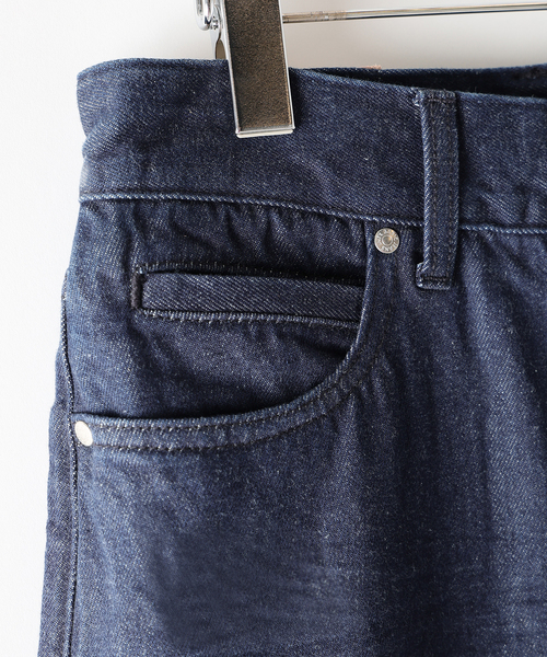 EDIFICE（エディフィス）の「LE JEAN(ルジーン)12.5oz ユーロ ストレートデニム（デニムパンツ・メンズ・ネイビー/ライトブルー/ブルー・SMALL/MEDIUM/LARGE）」の14枚目の写真