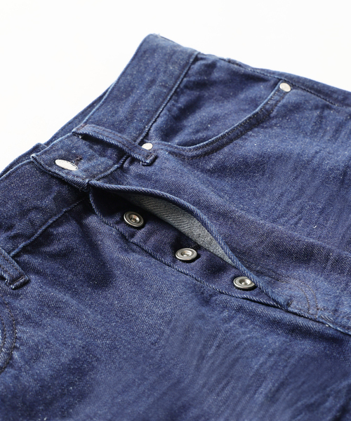 EDIFICE（エディフィス）の「LE JEAN(ルジーン)12.5oz ユーロ ストレートデニム（デニムパンツ・メンズ・ネイビー/ライトブルー/ブルー・SMALL/MEDIUM/LARGE）」の18枚目の写真