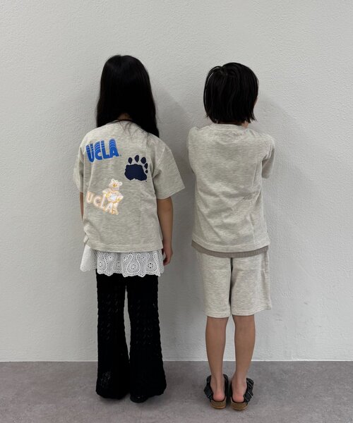 UCLA(ユーシーエルエー)の「【WEB限定】【KIDS】【UCLA】TYPY別注柄プリントTEE(Tシャツ/カットソー・キッズ・グリーン/オフホワイト/チャコールグレー・XX-LARGE/X-LARGE/LARGE/MEDIUM/SMALL)」の13枚目の写真