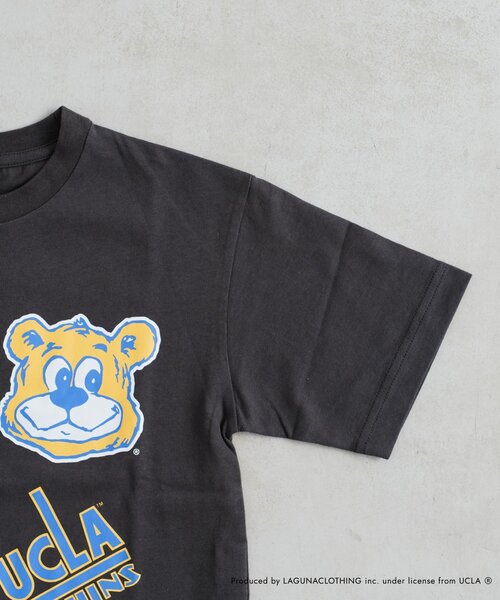 UCLA(ユーシーエルエー)の「【WEB限定】【KIDS】【UCLA】TYPY別注柄プリントTEE(Tシャツ/カットソー・キッズ・グリーン/オフホワイト/チャコールグレー・XX-LARGE/X-LARGE/LARGE/MEDIUM/SMALL)」の21枚目の写真