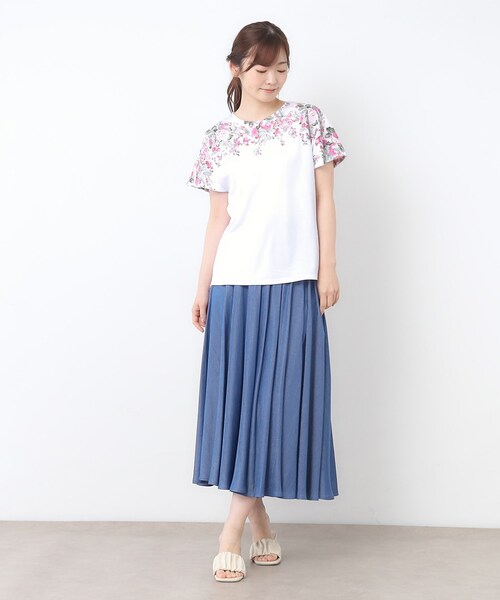 LAURA ASHLEY(ローラアシュレイ)の「【接触冷感/コットン100%】ローズモア柄 ラインTシャツ(Tシャツ/カットソー・レディース・ホワイト系/ネイビー/グレー・38/40)」の19枚目の写真
