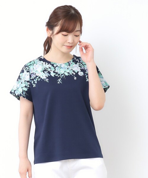 LAURA ASHLEY(ローラアシュレイ)の「【接触冷感/コットン100%】ローズモア柄 ラインTシャツ(Tシャツ/カットソー・レディース・ホワイト系/ネイビー/グレー・38/40)」の13枚目の写真