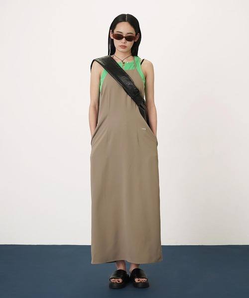 DISPATCHER NO.8(ディスパッチャーナンバーエイト)の「ホルターネックワンピース(ワンピース・レディース・ベージュ/ブラック/ライトブルー・ONE SIZE)」の2枚目の写真