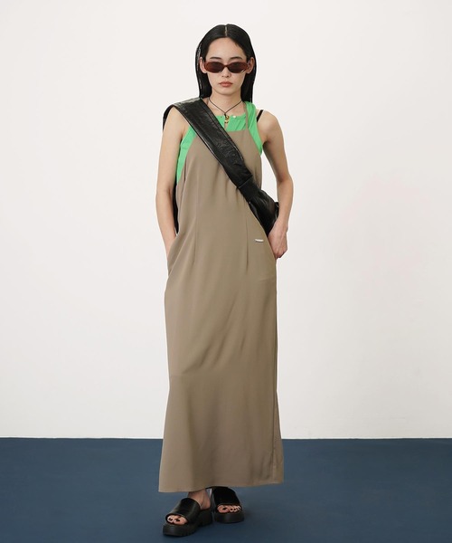 DISPATCHER NO.8(ディスパッチャーナンバーエイト)の「ホルターネックワンピース(ワンピース・レディース・ベージュ/ブラック/ライトブルー・ONE SIZE)」の4枚目の写真