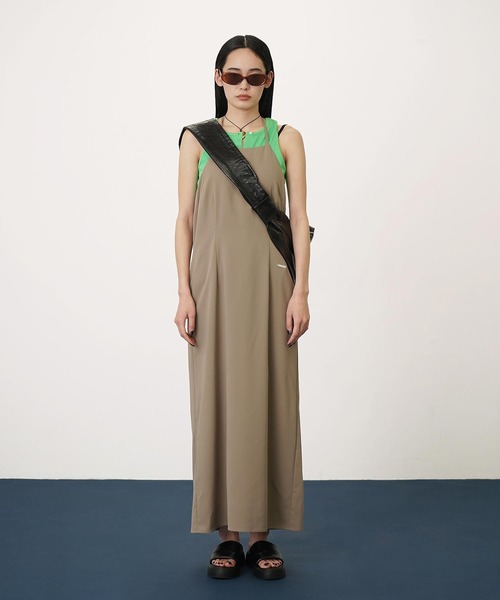 DISPATCHER NO.8(ディスパッチャーナンバーエイト)の「ホルターネックワンピース(ワンピース・レディース・ベージュ/ブラック/ライトブルー・ONE SIZE)」の8枚目の写真