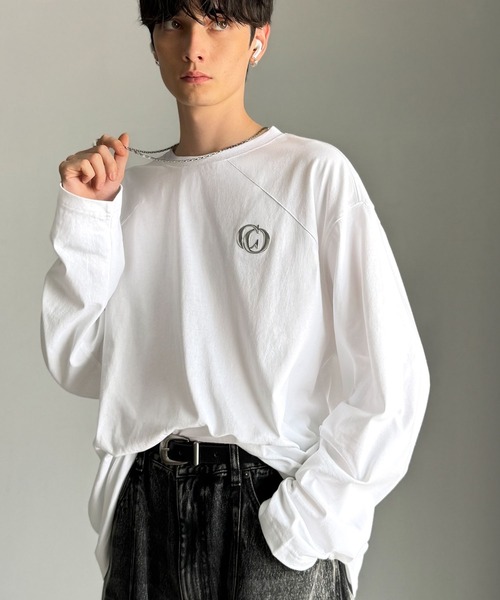 Classical Origin(クラシカルオリジン)の「「1枚でキマる。」綿100%ダーツ切り替えオーバーサイズTシャツ/Dart Stitching Oversized T-Shirt(Tシャツ/カットソー・メンズ・ホワイト/イエロー/チャコール・SMALL/MEDIUM/LARGE)」の4枚目の写真