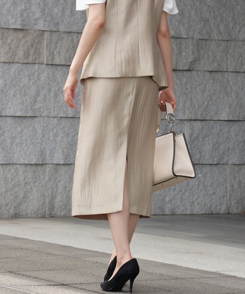 DRESS PLUS(ドレスプラス)の「光沢感のあるタイトシルエットのスカート(スカート・レディース・ブラック/ベージュ/シャンパン・M/L)」の13枚目の写真