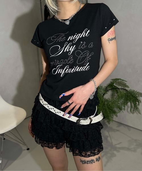 sedacle girl(セダクルガール)の「スタッズストーンロゴT(Tシャツ/カットソー・レディース・オフホワイト/ブラック/ボルドー・SMALL/MEDIUM)」の3枚目の写真