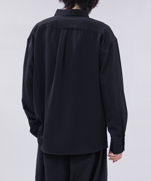 Limited Line Naive Magic(リミテッドラインナイーブマジック)の「【a】〔NAIVE MAGIC〕ナチュラルストレッチ フロントライン ルーズサイズシャツ(シャツ/ブラウス・メンズ・ブルー系1/ブラック系1/ホワイト系1/ホワイト系2/ブラック系2/ブルー系2・MEDIUM/LARGE)」の18枚目の写真