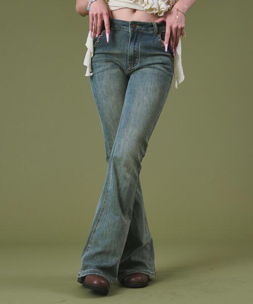 dispark(ディスパーク)の「DISPARK/バタフライ刺繍スタッズフレアデニム(デニムパンツ・レディース・インディゴブルー/ライトインディゴブルー・SMALL/MEDIUM)」の12枚目の写真