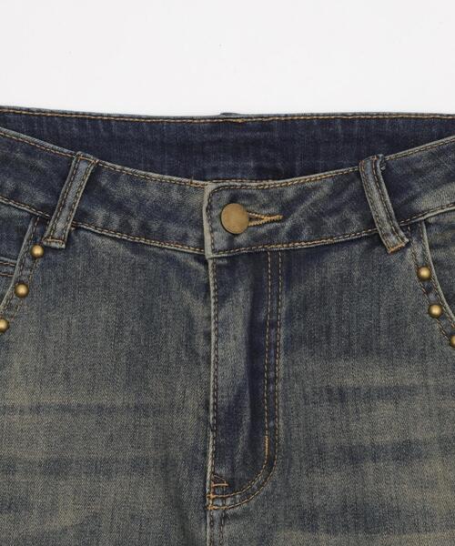 dispark(ディスパーク)の「DISPARK/バタフライ刺繍スタッズフレアデニム(デニムパンツ・レディース・インディゴブルー/ライトインディゴブルー・SMALL/MEDIUM)」の6枚目の写真