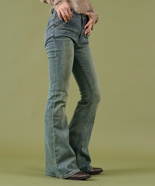 dispark(ディスパーク)の「DISPARK/バタフライ刺繍スタッズフレアデニム(デニムパンツ・レディース・インディゴブルー/ライトインディゴブルー・SMALL/MEDIUM)」の19枚目の写真