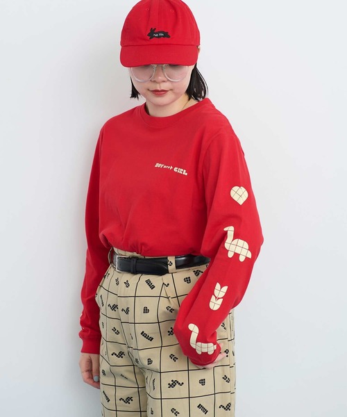 I am I in fact...（アイアムアイインファクト）の「●Favorite Motif ロンT（Tシャツ/カットソー・レディース・レッド/グレー・FREE）」の3枚目の写真