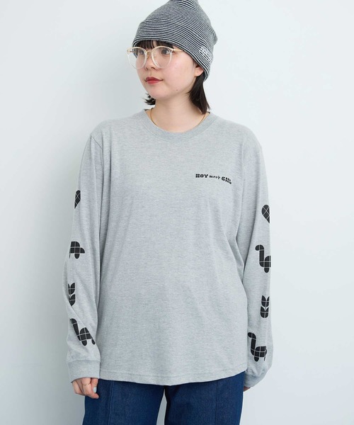 I am I in fact...（アイアムアイインファクト）の「●Favorite Motif ロンT（Tシャツ/カットソー・レディース・レッド/グレー・FREE）」の13枚目の写真